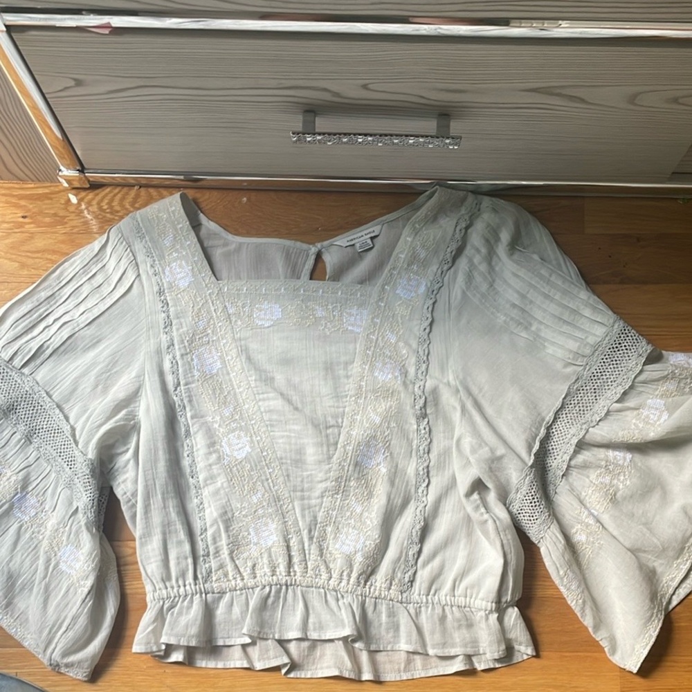 American Eagle Outfitters Green Ruffled Bell Sleeve Blouse